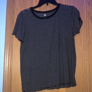 it’s a SO shirt, it’s a large and there no stains